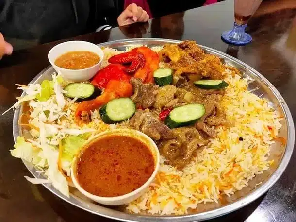 Kambing Kacak Kafe Makan Dulang Nasi Arab Campur