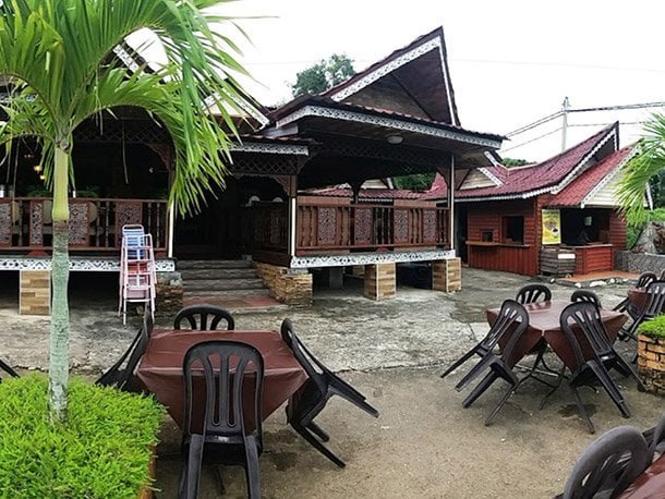 Restoran Mimi Seafood Village Teluk Kemang - Gambar Restoran